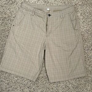 Lululemon Athletica Beige Checkered Shorts